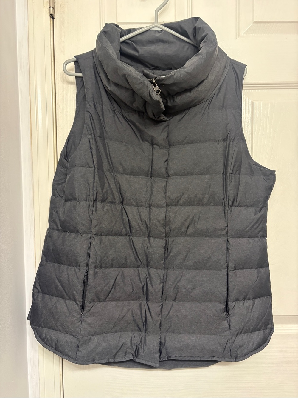 EILEEN FISHER Down Puffer Vest High Collar in Grey Sz Large EUC